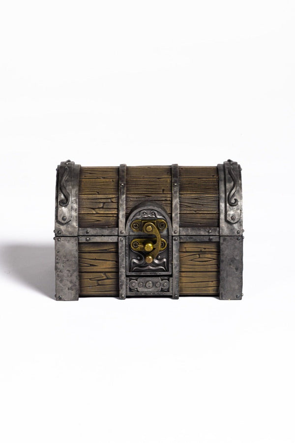 The Mimic Dice Box closed, disguised as a treasure chest
